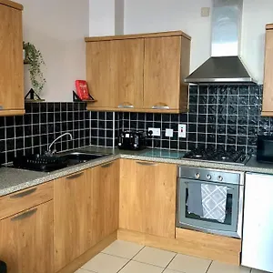 Cliftonville Apartment