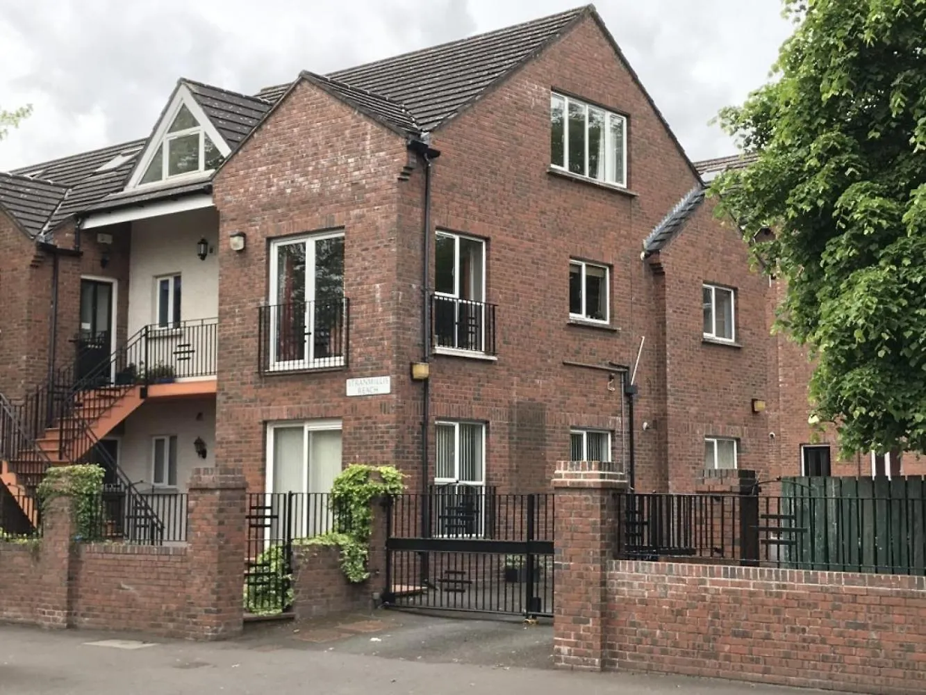 Stunning Riverside Apartment Belfast
