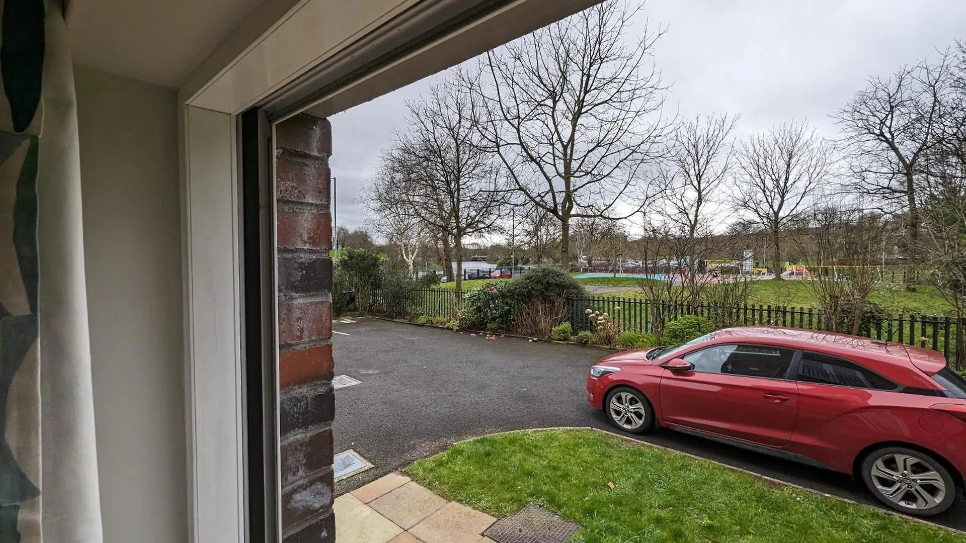 Stunning Riverside Apartment Belfast